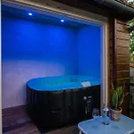 La Bastide - Terrasse - Jacuzzi